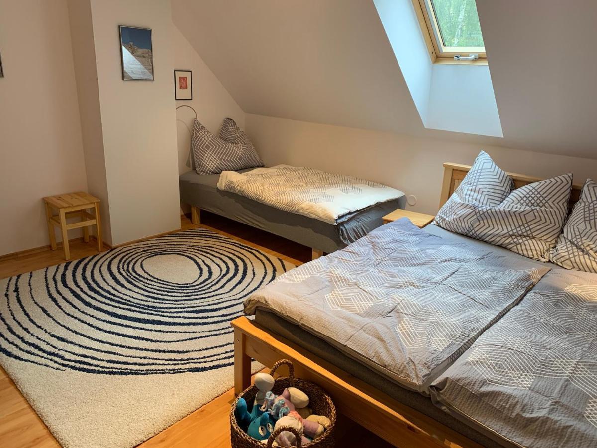 Apartman Mezi Kopci - Mid Hills Apartment Roudnice Bagian luar foto