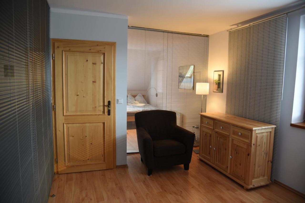 Apartman Mezi Kopci - Mid Hills Apartment Roudnice Bagian luar foto